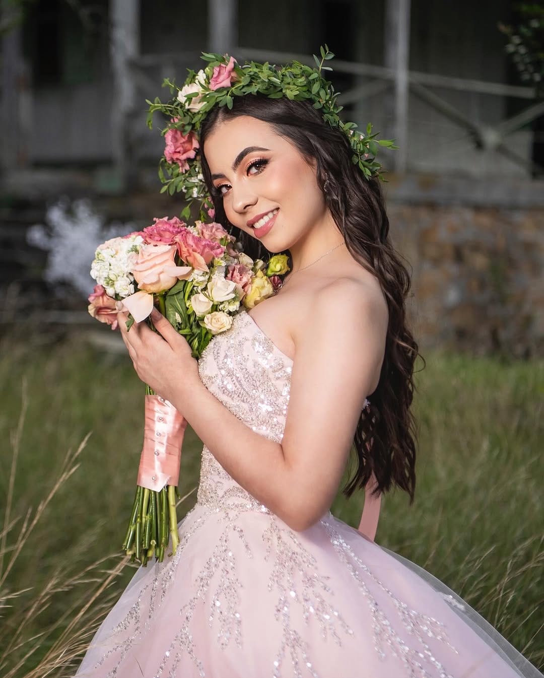 Post 8 by Alhe Silva Makeup Artist on Instagram (carousel)