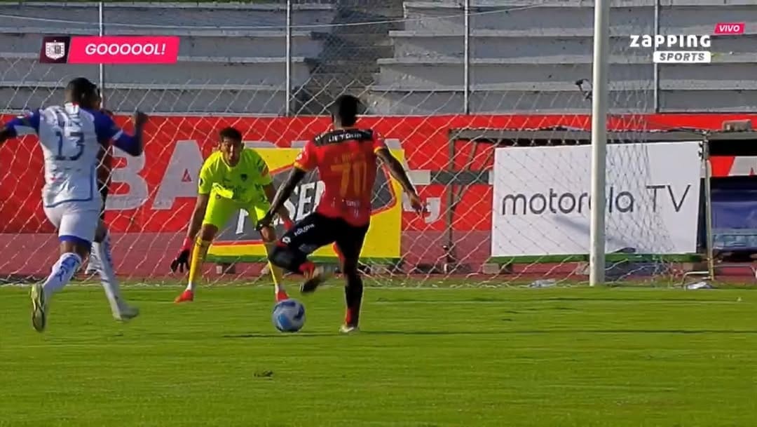 Post 3 by Deportivo Cuenca (Fan Page) on Instagram (carousel)