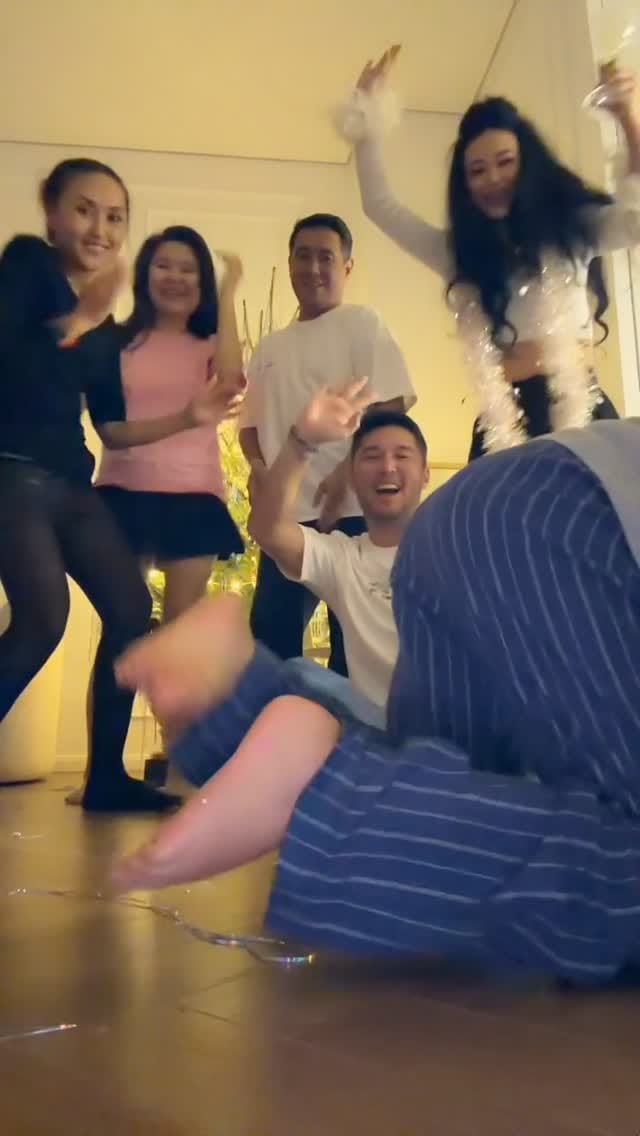 Post 2 by 𝓐𝓴𝓷𝓾𝓻 𝓐𝓴𝓱𝓶𝓮𝓽𝓸𝓿𝓪 on Instagram (video)