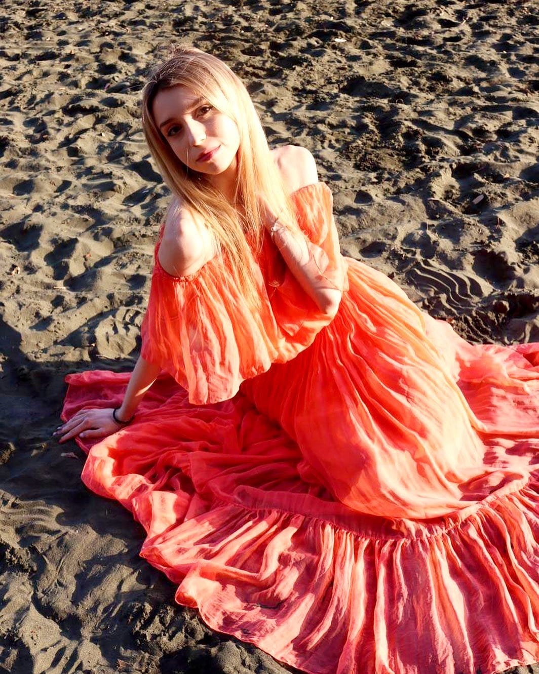 Post 10 by LOLITA SHONIDI on Instagram (image)
