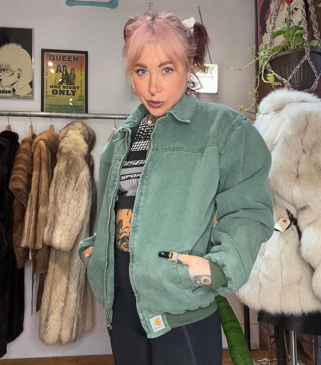 Post 4 by HOUSE OF VINTAGE on Instagram (carousel)