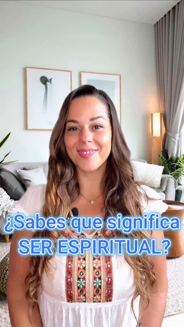 Post 5 by Natalia Coppola on Instagram (video)