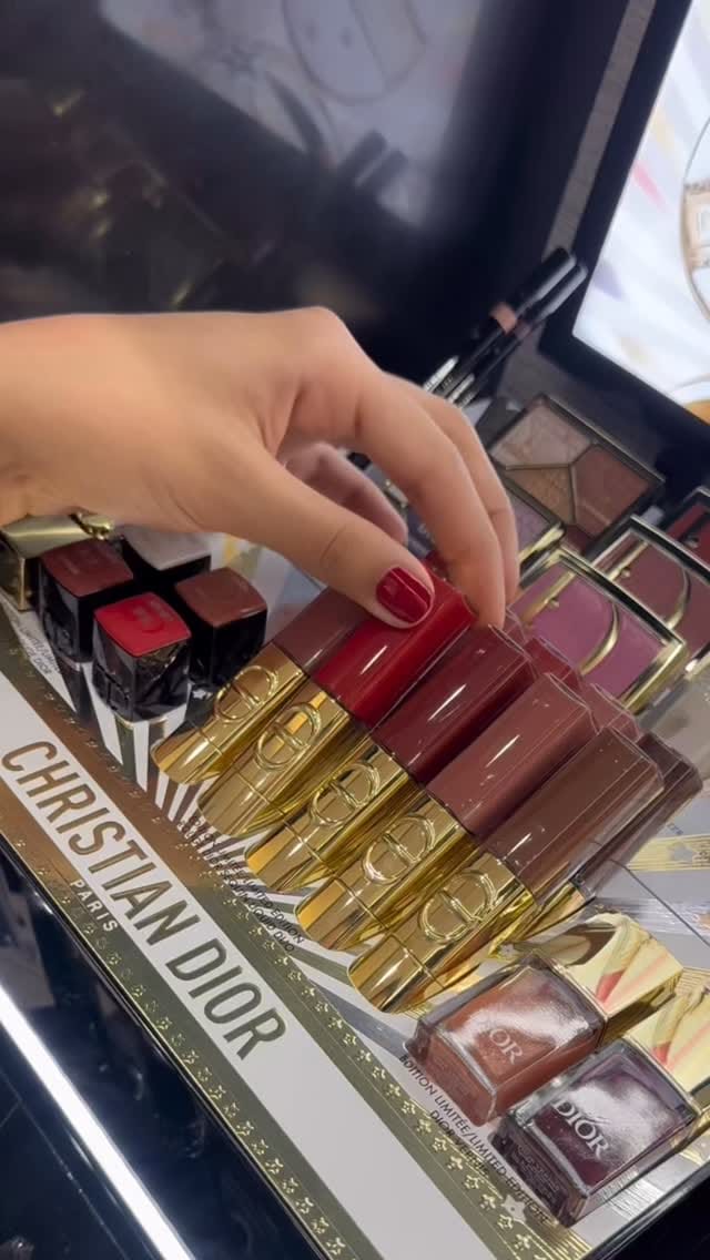 Post 5 by MAKEUP ARTIST - Dubai🇦🇪 on Instagram (video)