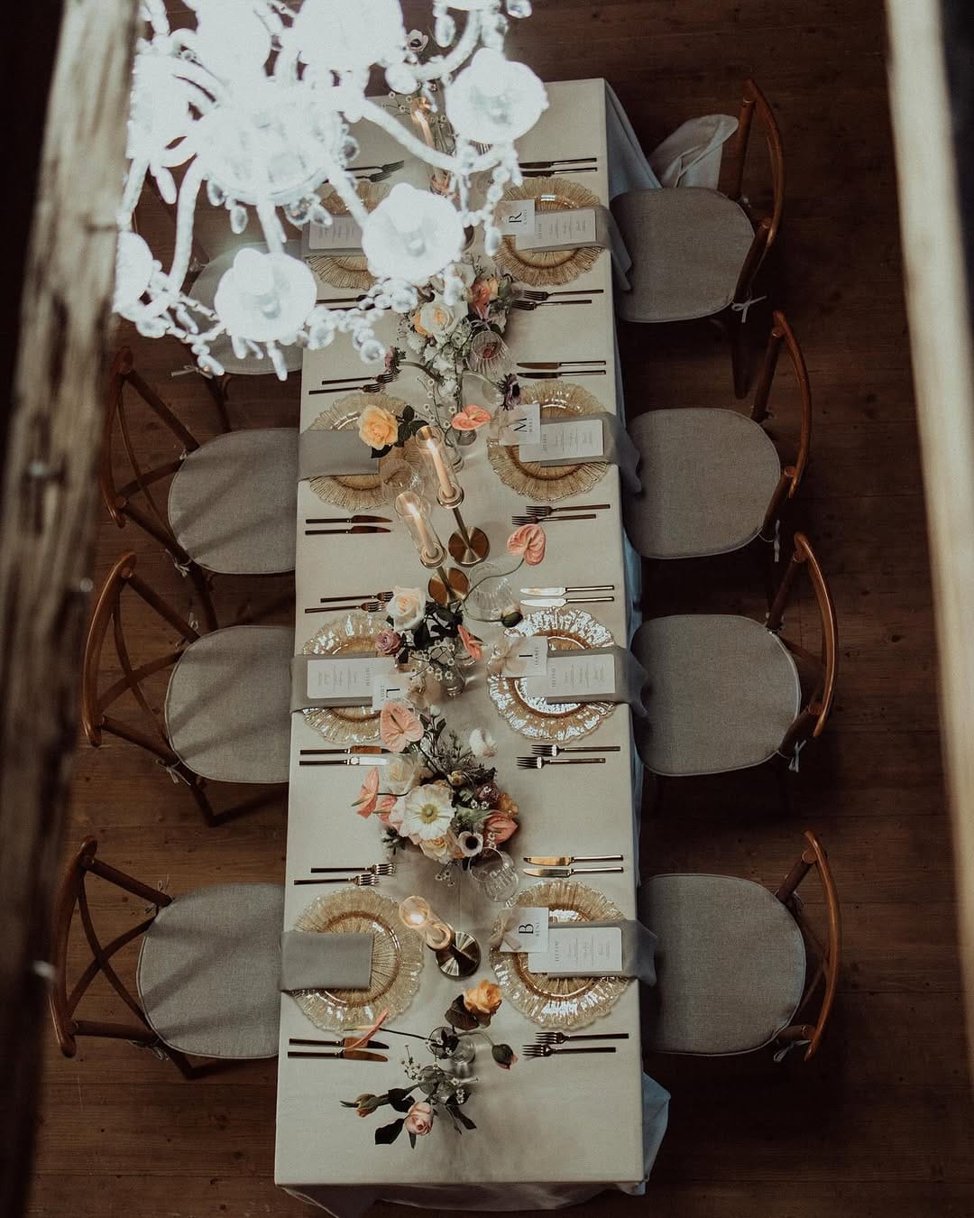 Post 4 by 𝗘𝗩𝗘𝗡𝗧𝗦𝗖𝗛𝗘𝗨𝗡𝗘 " 𝗟𝗔𝗙𝗘𝗧𝗧𝗘 "🌲👰🤵🏻 on Instagram (carousel)