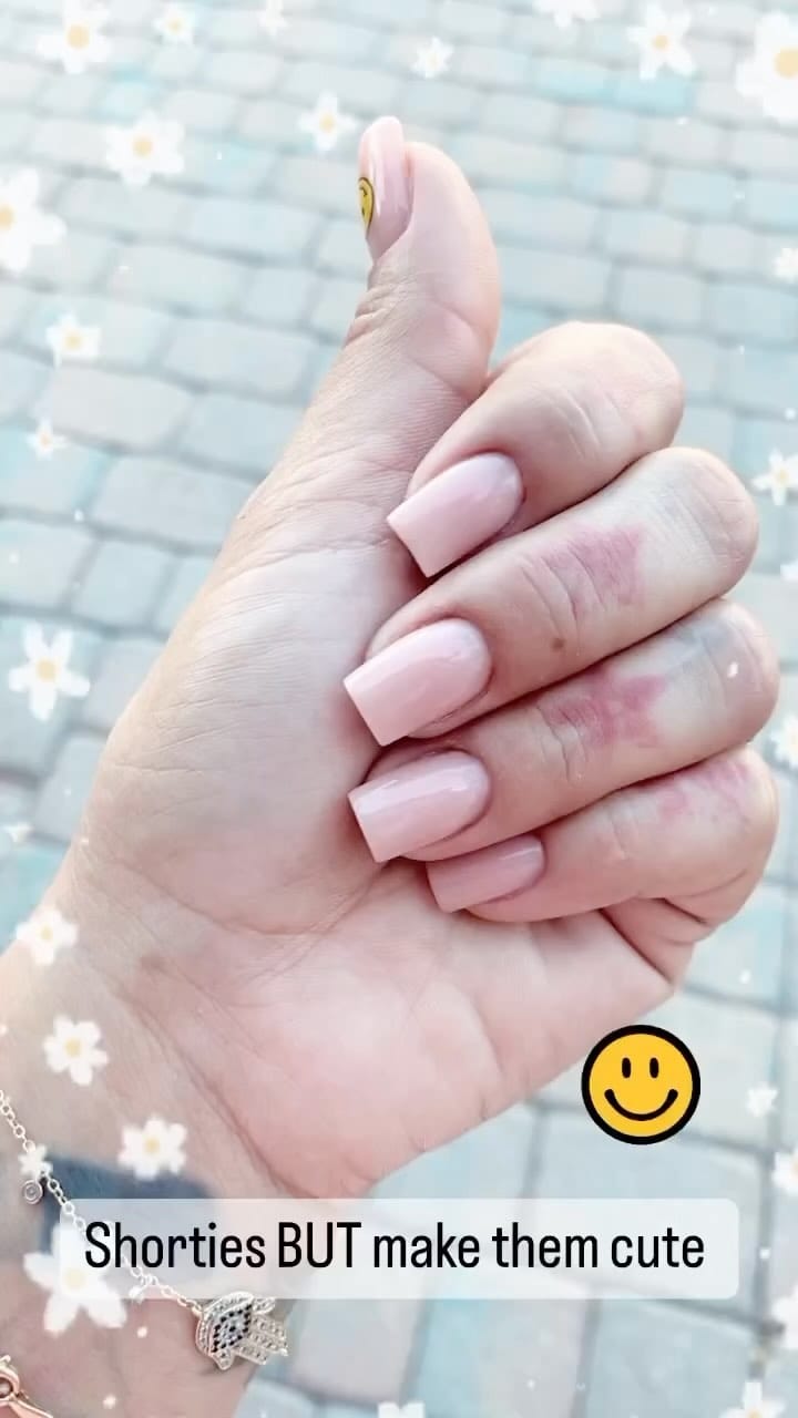 Post 4 by Booking link in Bio; Accepting New Clients on Instagram (video)