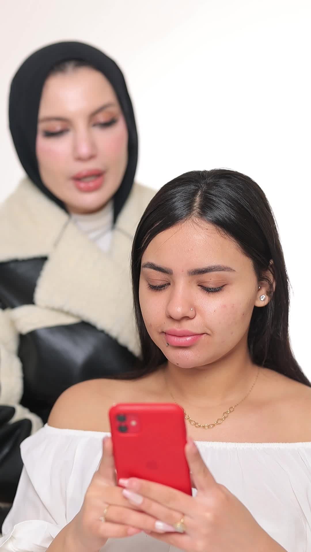 Post 7 by Makeup artist Myada ELsakaan on Instagram (video)