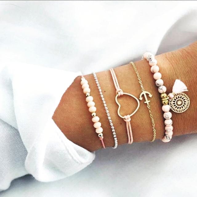 Post 9 by 𝗙𝗹𝗮𝘂𝗲𝗿 ® on Instagram (image)