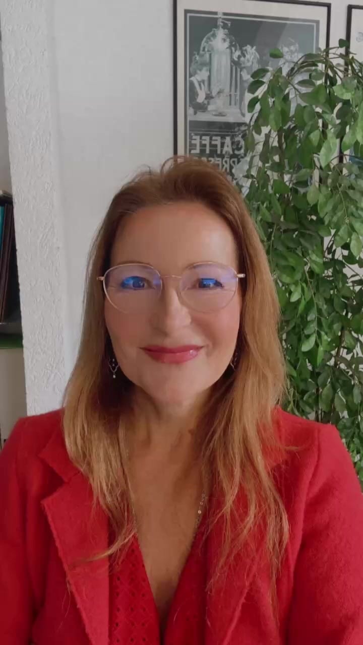 Post 3 by Barbara Osthoff on Instagram (video)