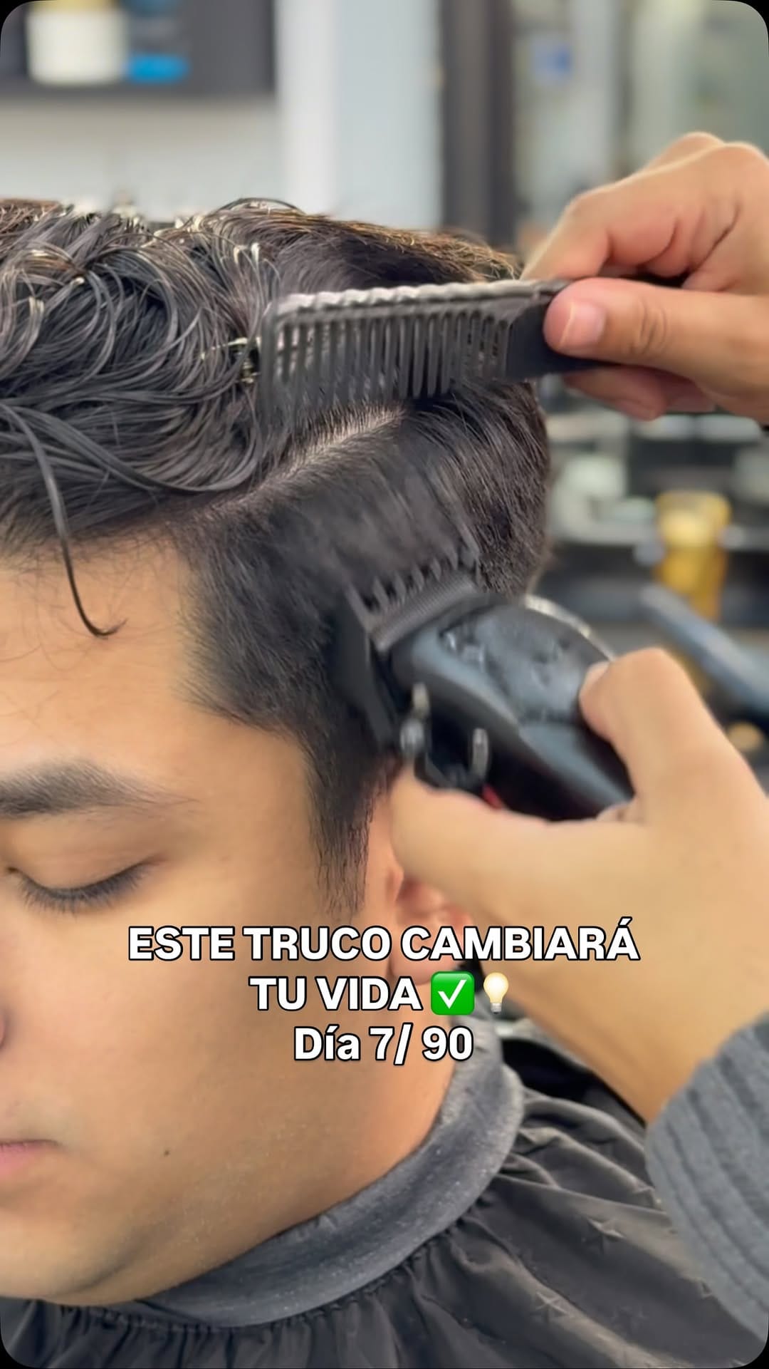 Post 4 by BARBEROS DEL MUNDO 💈BARBEIRO TAPER FADE FADE SPAIN on Instagram (video)