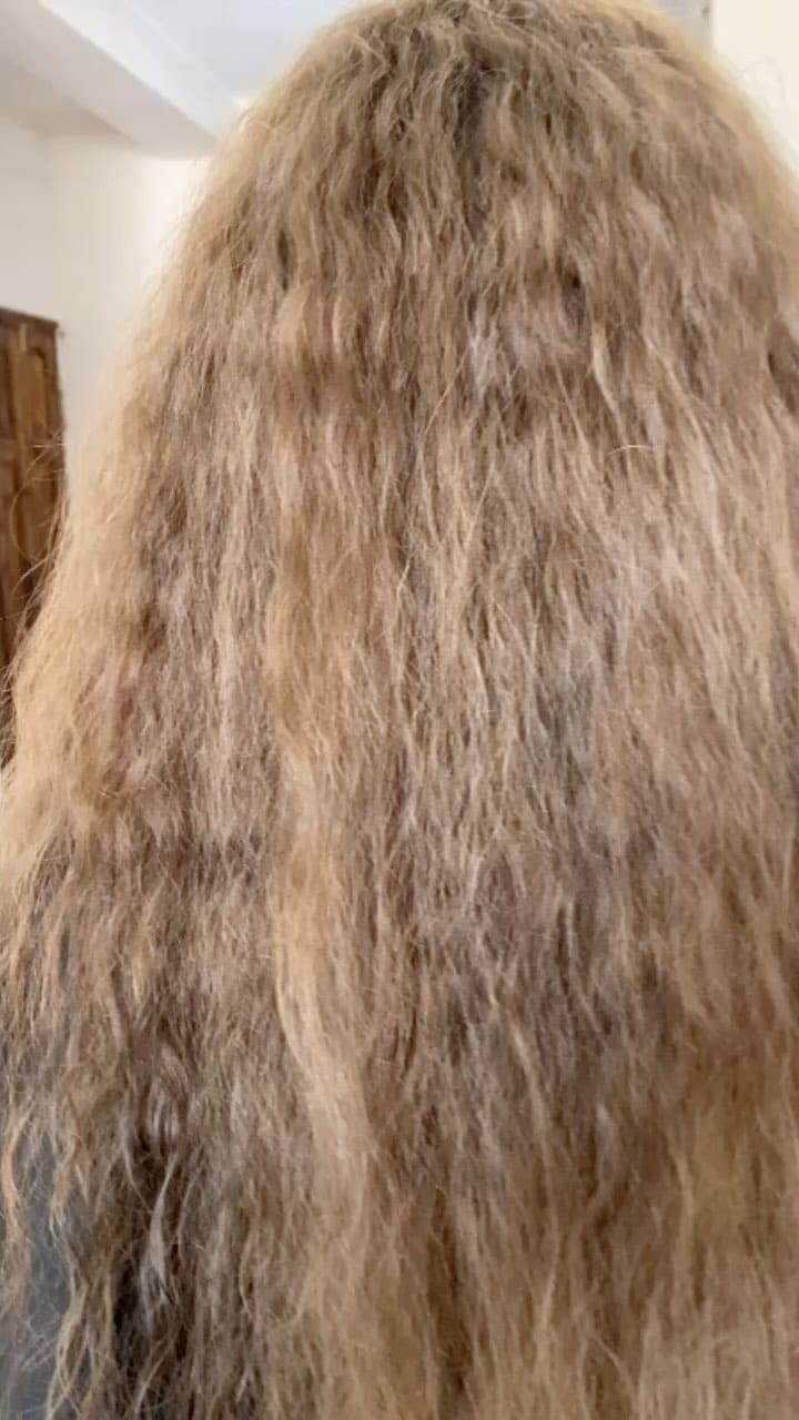 Post 3 by RoseAlyne Centre De Beauté on Instagram (video)