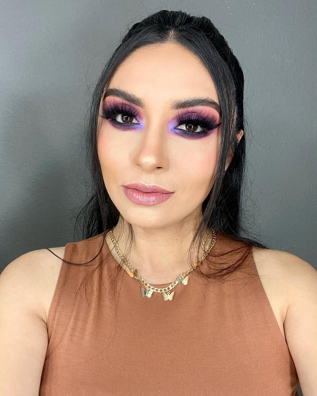 Post 4 by Makeup Shots Original ♥️ on Instagram (carousel)