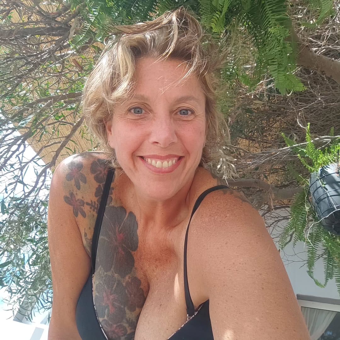 Post 2 by Yessi Graf on Instagram (image)