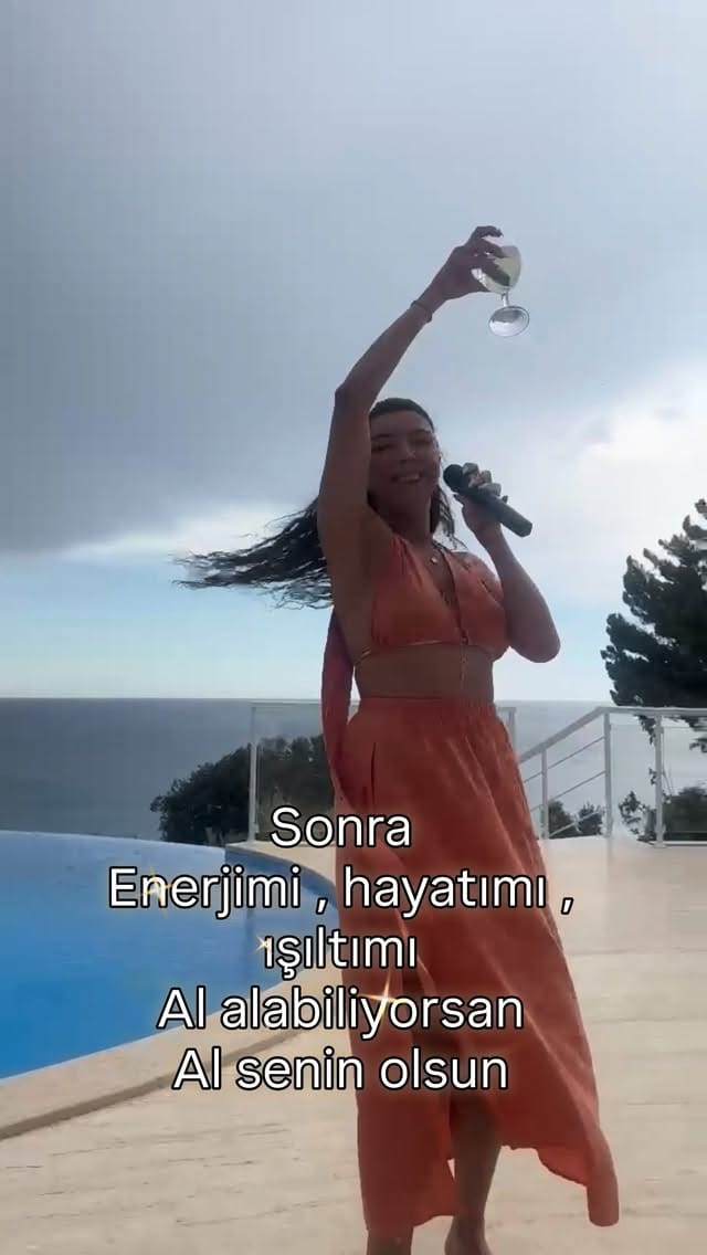 Post 9 by Begüm Yılmaz on Instagram (video)