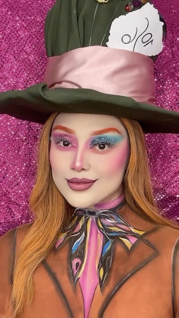 Post 1 by MARIANA MAKEUP ARTIST on Instagram (video)