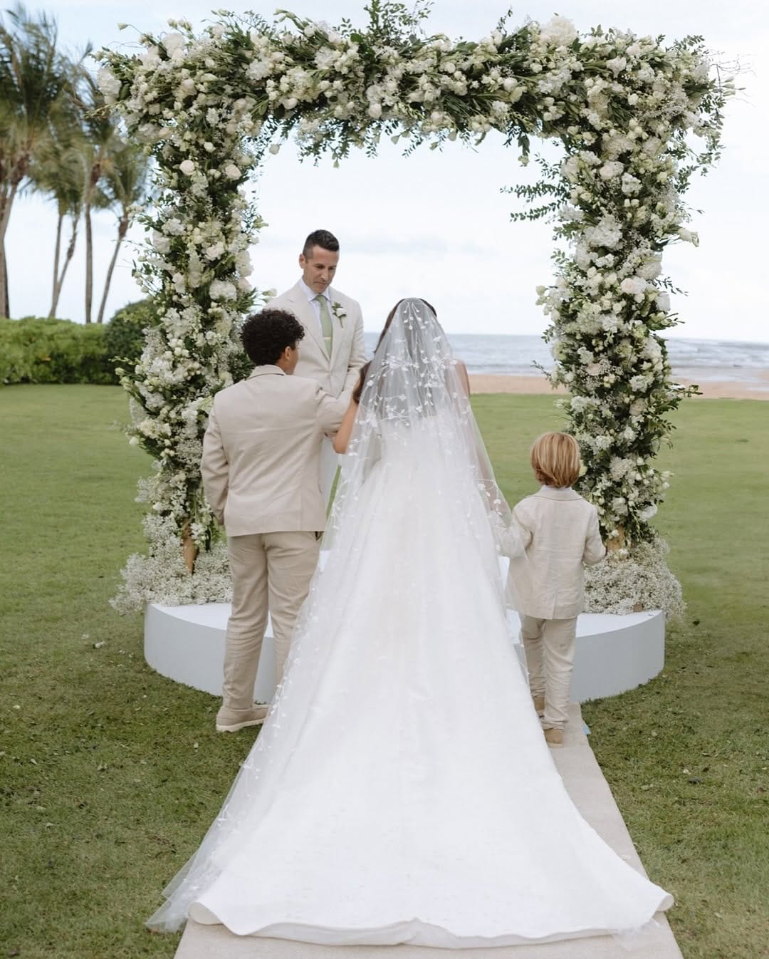 Post 7 by Puerto Rico Wedding Photographers | Natasha & Rey on Instagram (carousel)
