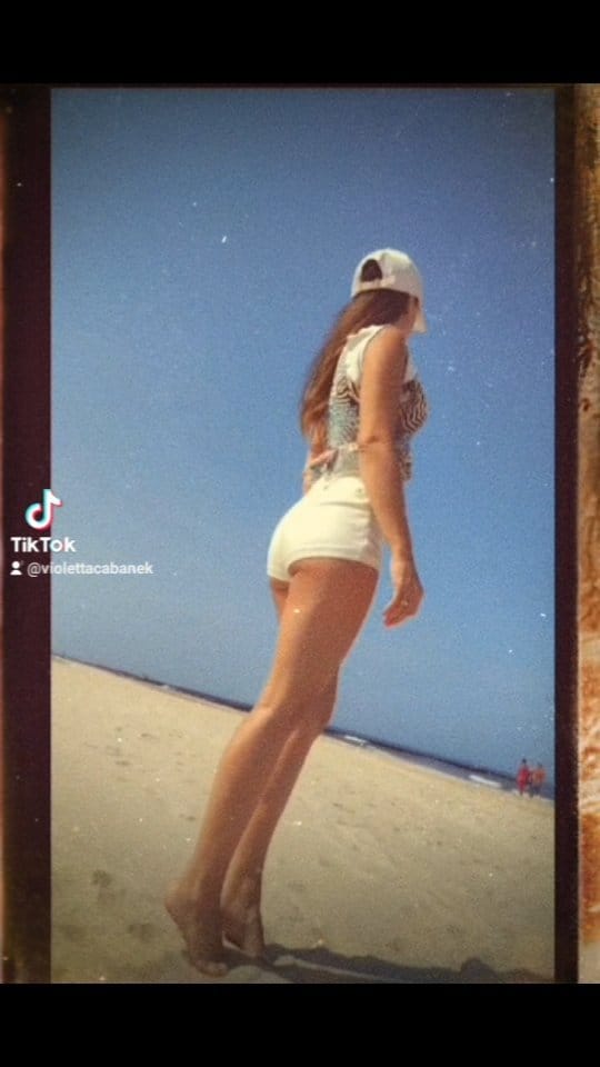 Post 2 by Violetta Chylińska on Instagram (video)