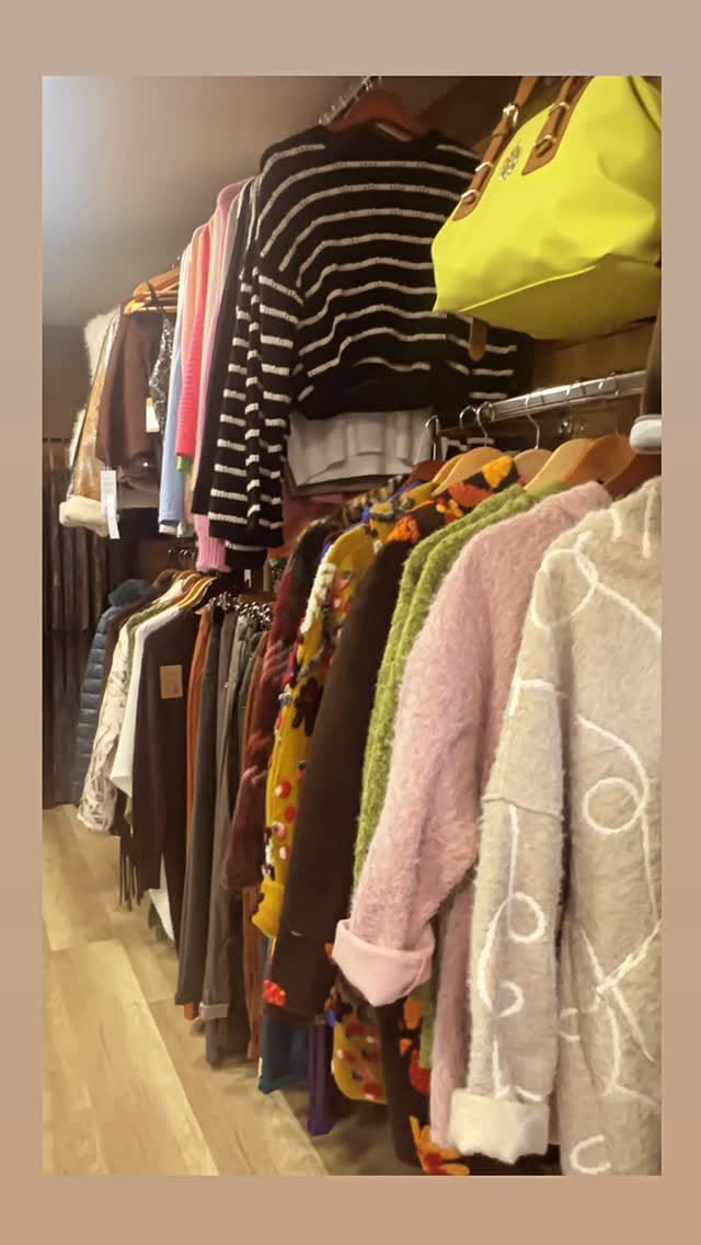 Post 4 by THE GYPSY BUTİK on Instagram (video)