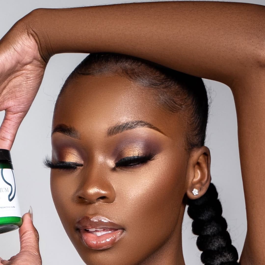 Post 5 by Si Premium Shea on Instagram (image)