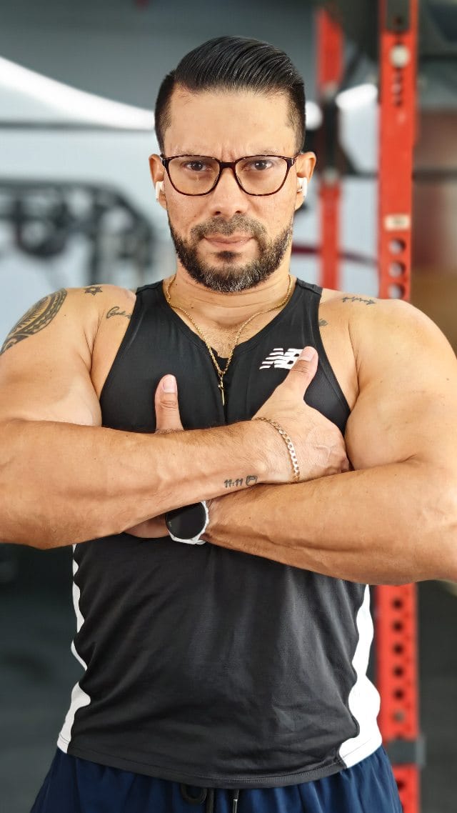 Post 10 by Oscarfit507 on Instagram (video)