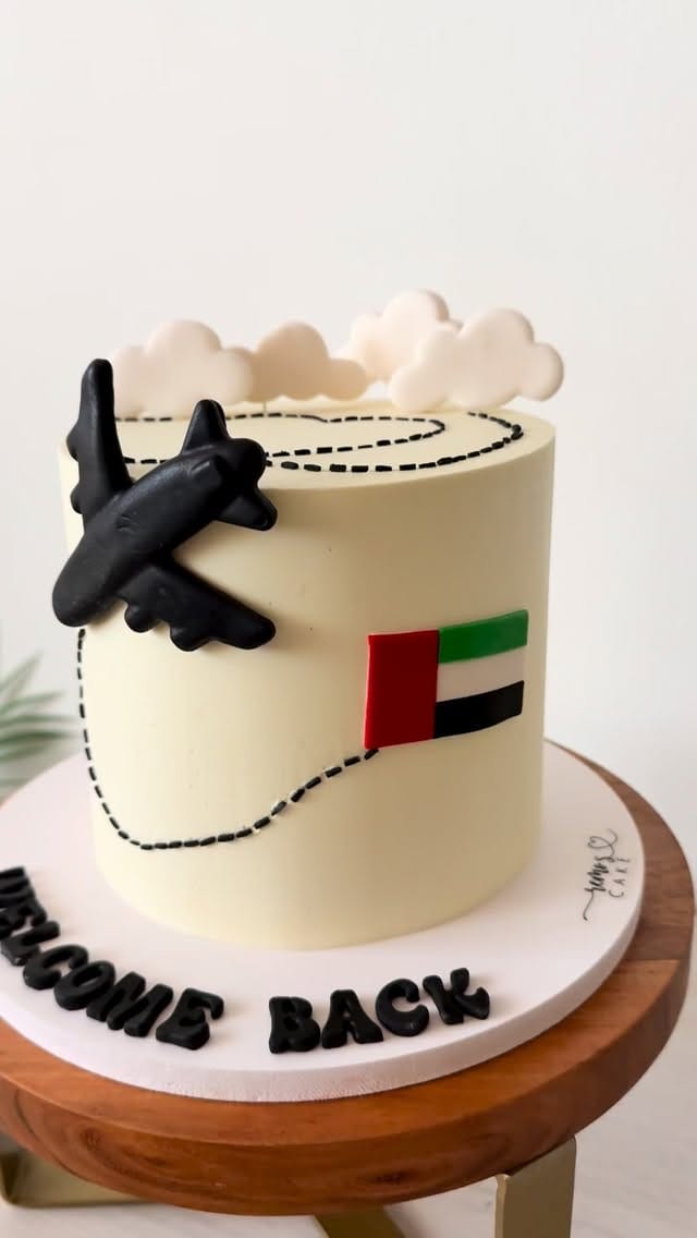 Post 5 by Remo's Cake Dubai🌹 on Instagram (video)