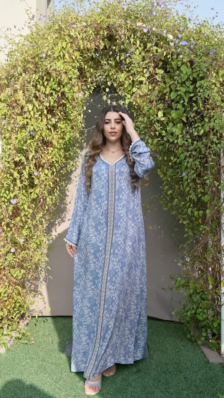 Post 5 by Meeroda Fashion on Instagram (video)