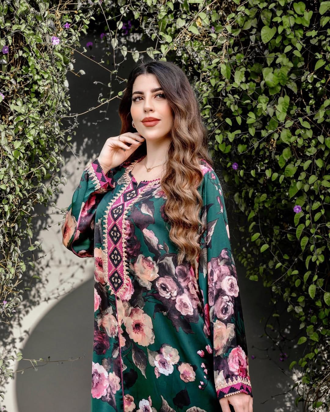 Post 10 by Meeroda Fashion on Instagram (image)