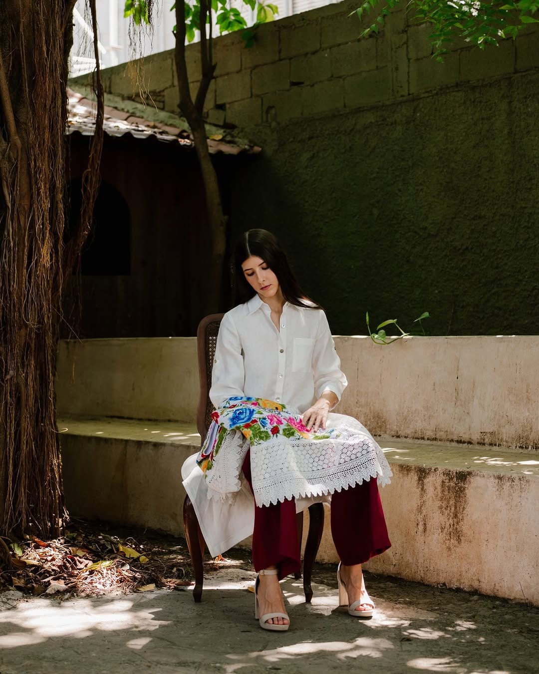 Post 8 by Esencia Maya on Instagram (carousel)
