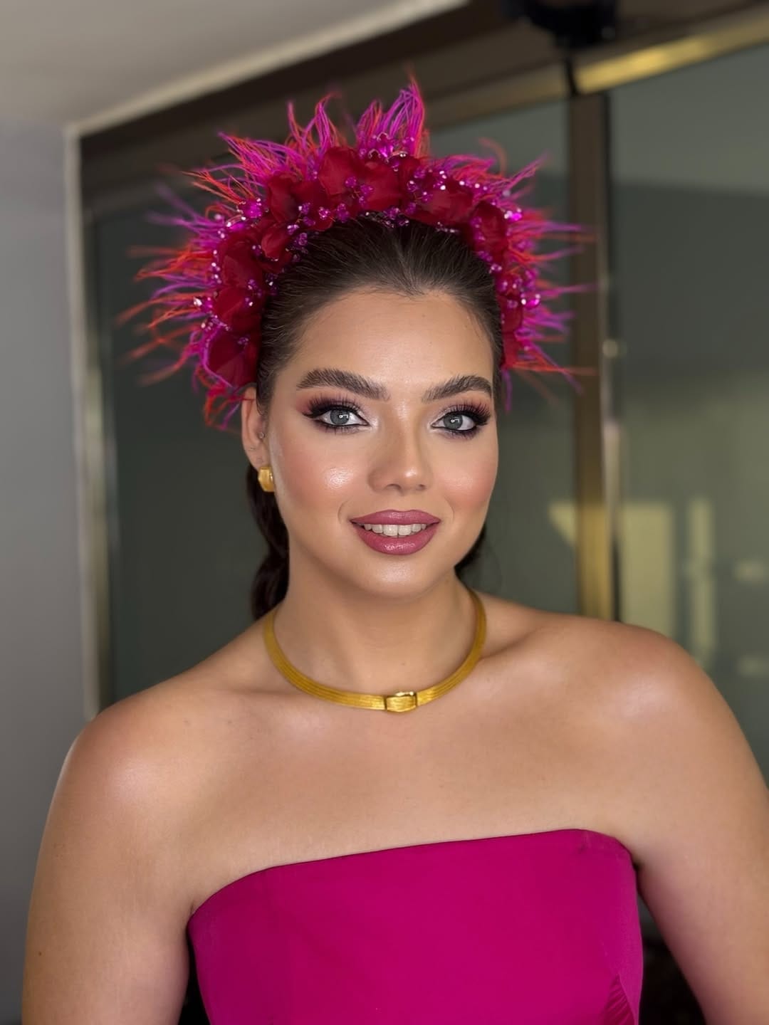Post 2 by Nazlı Şahin make-up on Instagram (image)