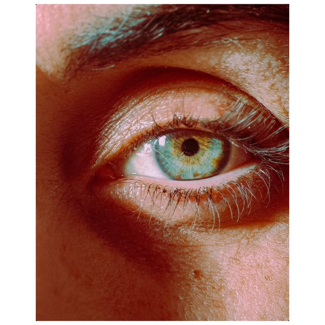 Post 6 by Nicolas Devaud on Instagram (carousel)