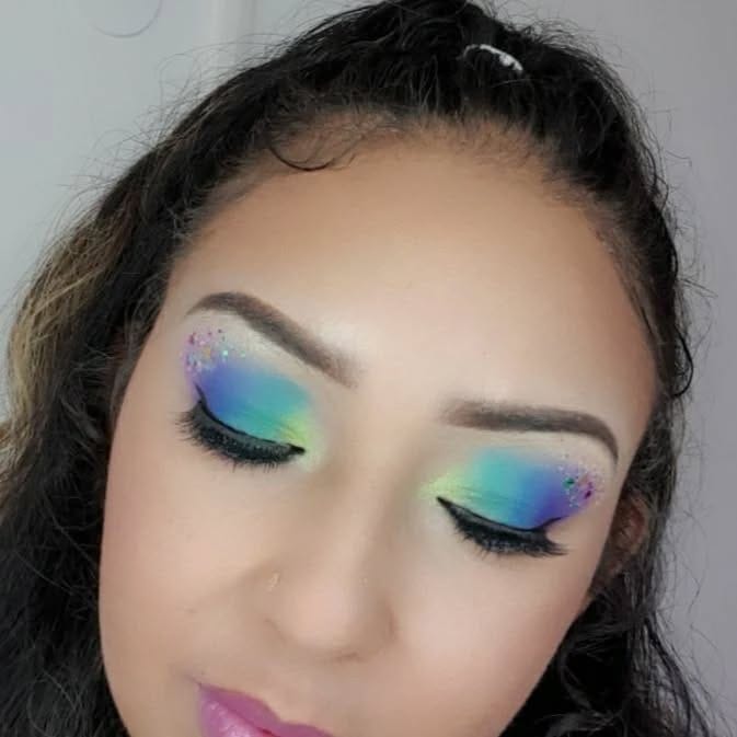 Post 6 by Nanaà MAKEUP on Instagram (carousel)