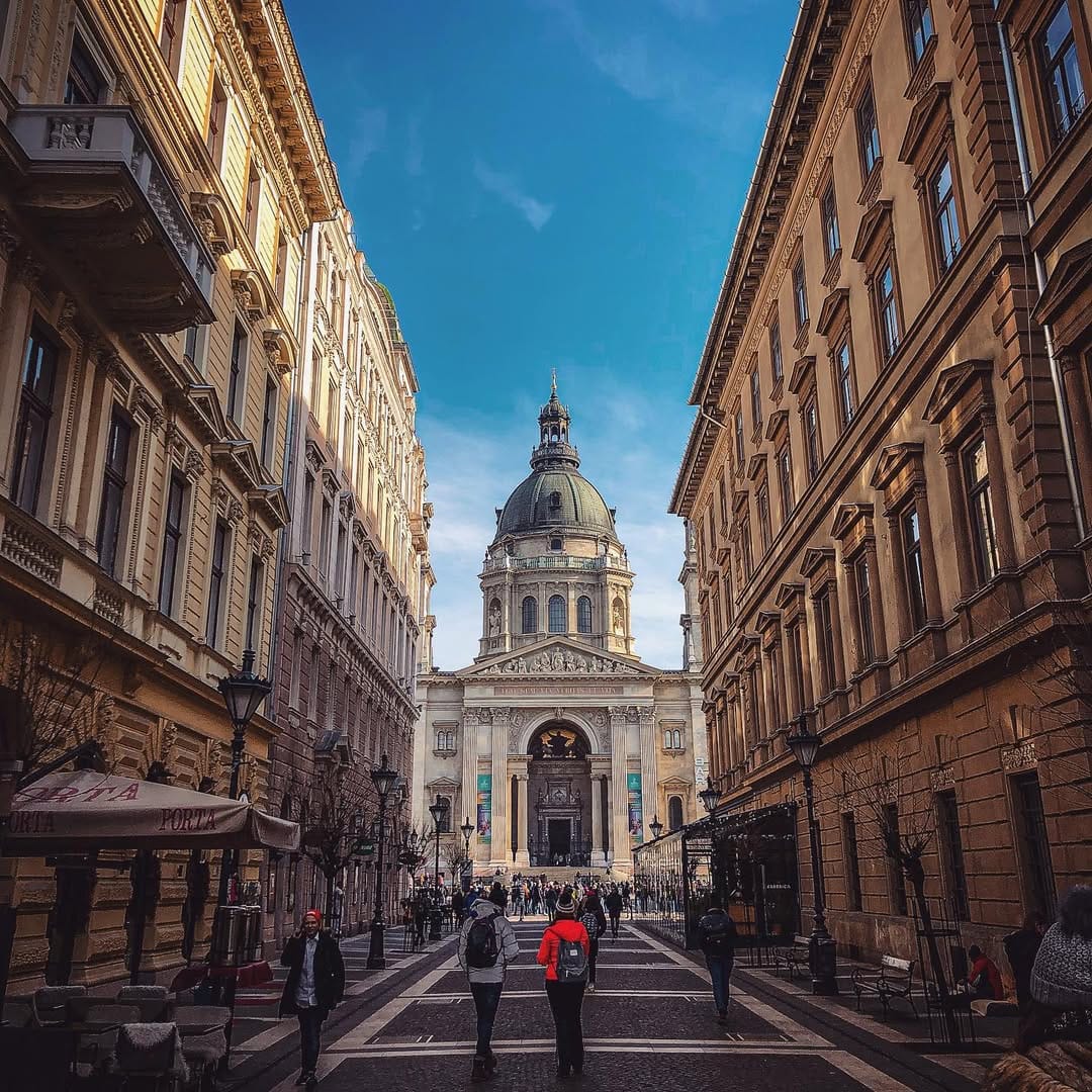 Post 10 by lǝıuɐp on Instagram (image)