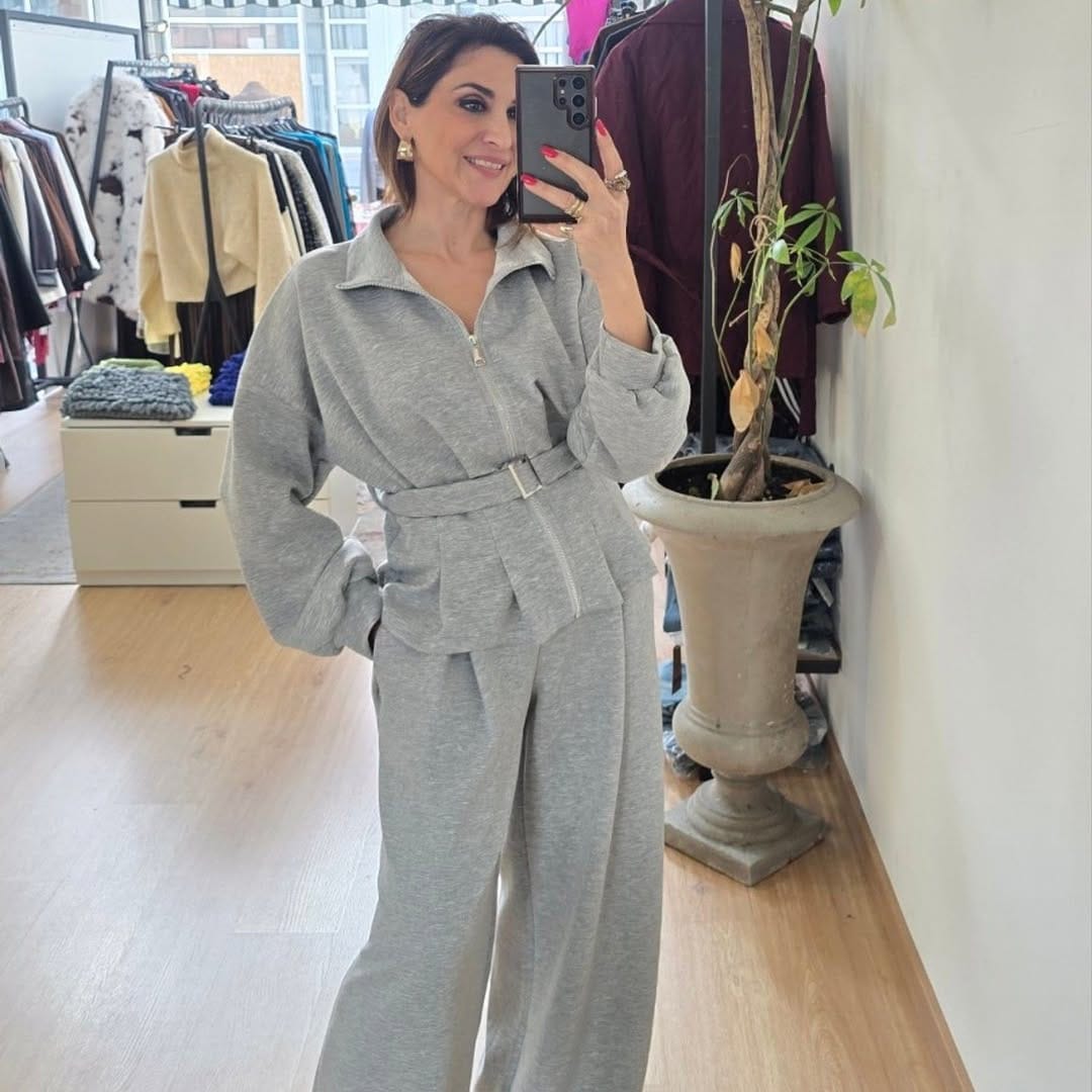 Post 1 by Be LouSou Fashion on Instagram (carousel)