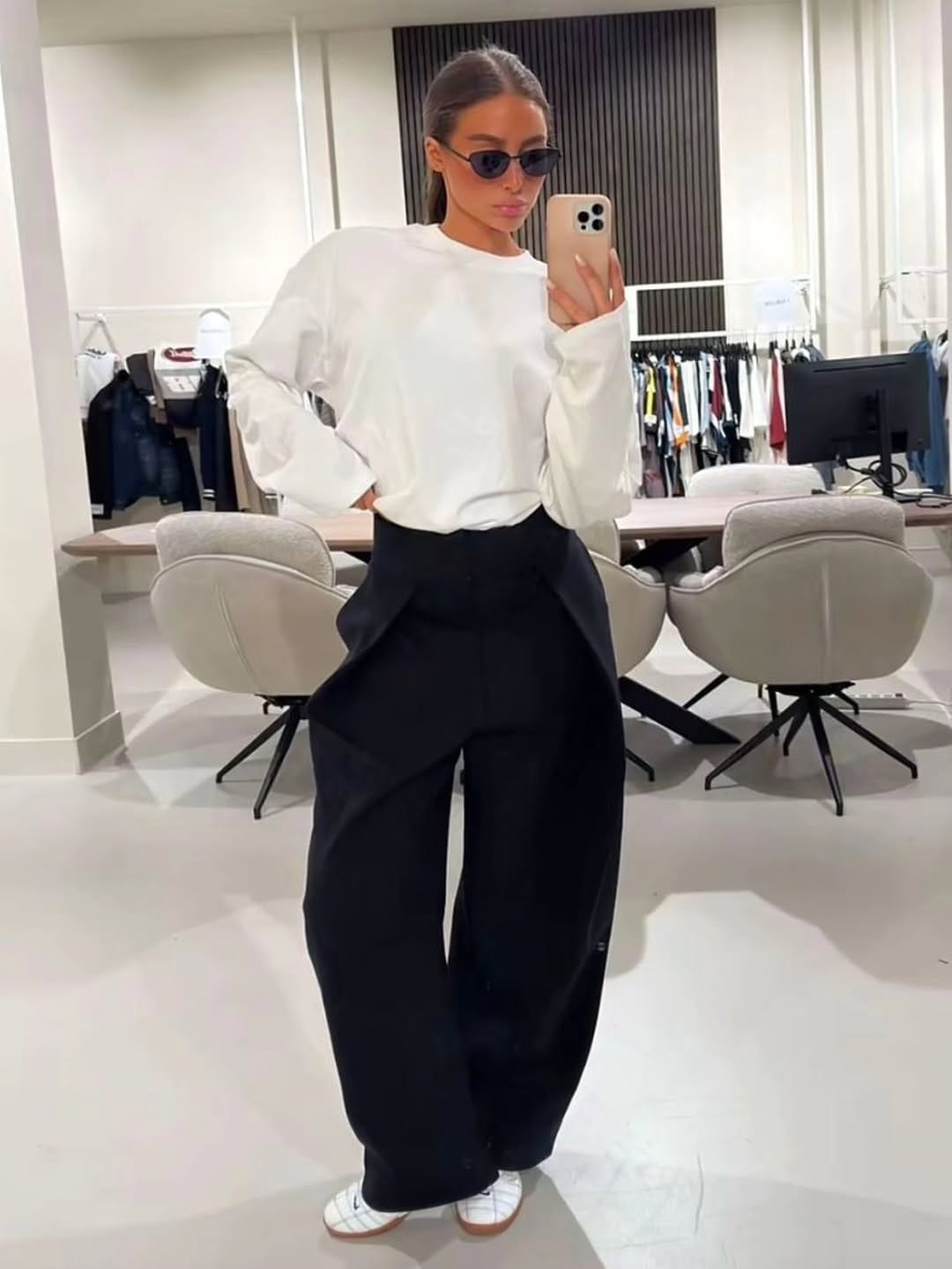 Post 3 by Be LouSou Fashion on Instagram (carousel)