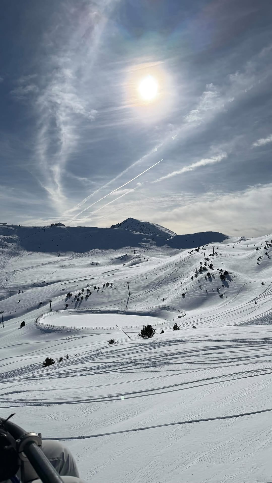 Post 4 by MARI on Instagram (video)