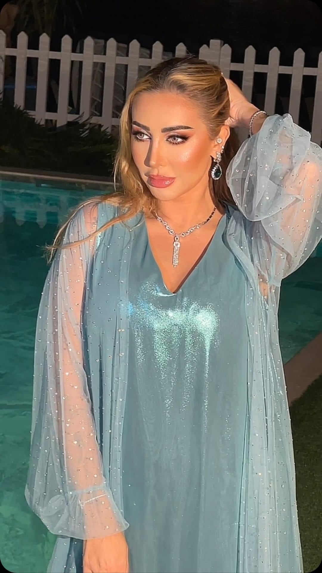 Post 2 by May Elalamy (Makeup Artist) on Instagram (video)
