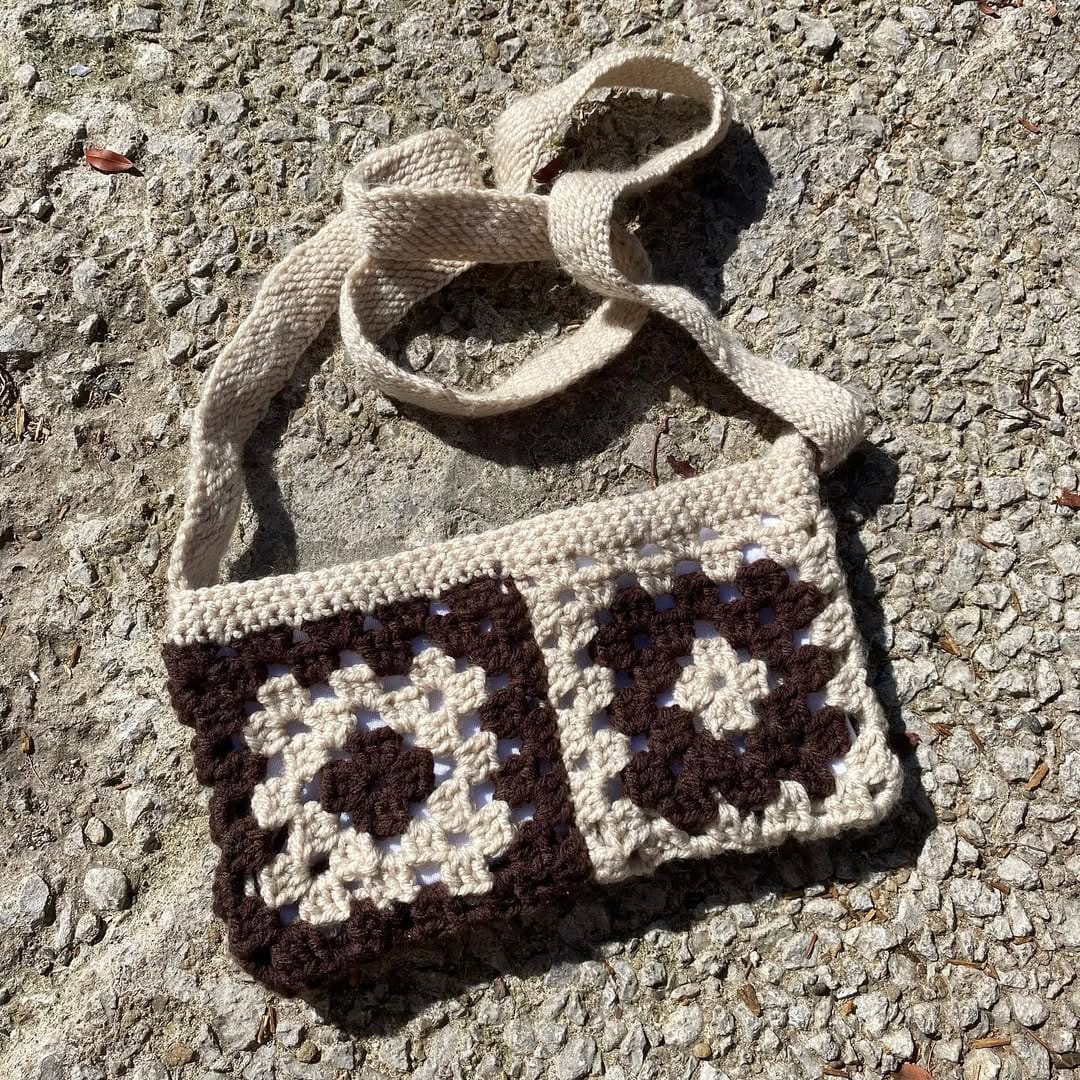 Post 3 by Han Makes (non-monetised edition) on Instagram (carousel)