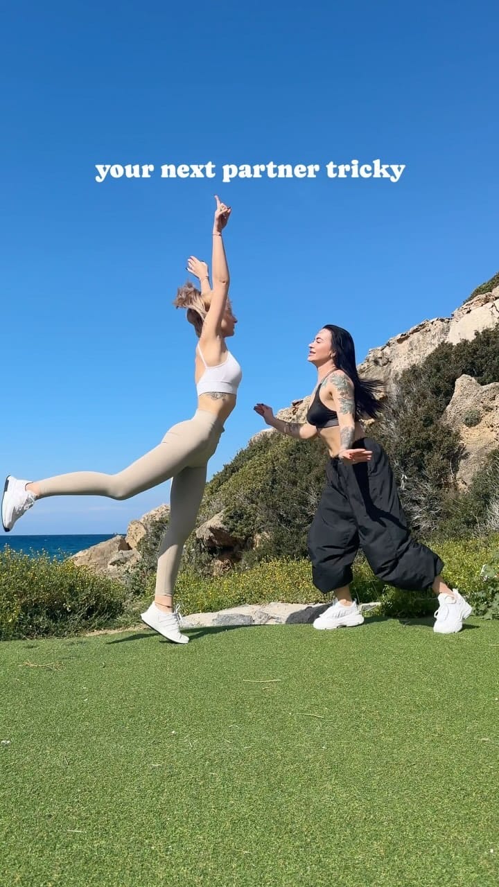 Post 4 by Valeria Belle Leroy on Instagram (video)