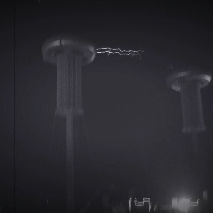 Post 1 by @okweirdos on Instagram (video)