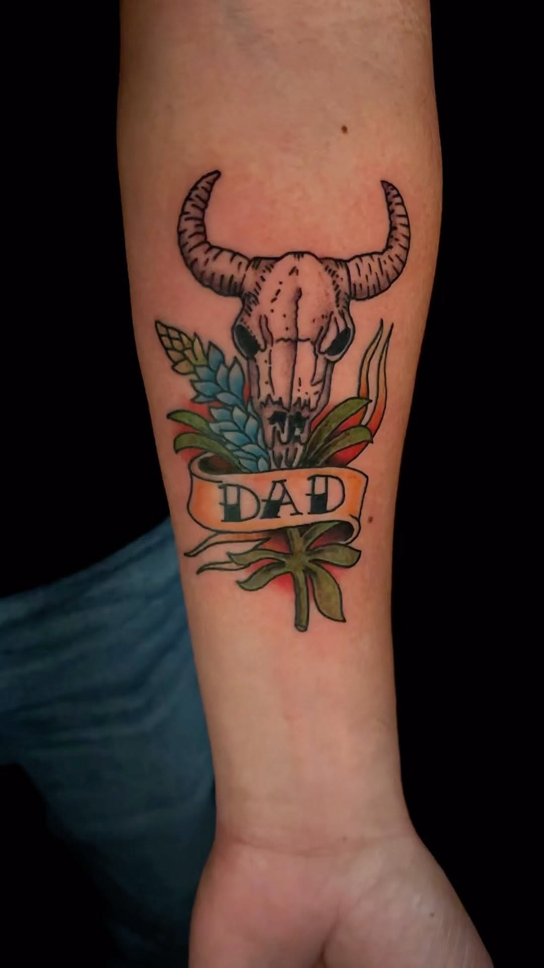 Post 4 by Deadlights Tattoo on Instagram (video)