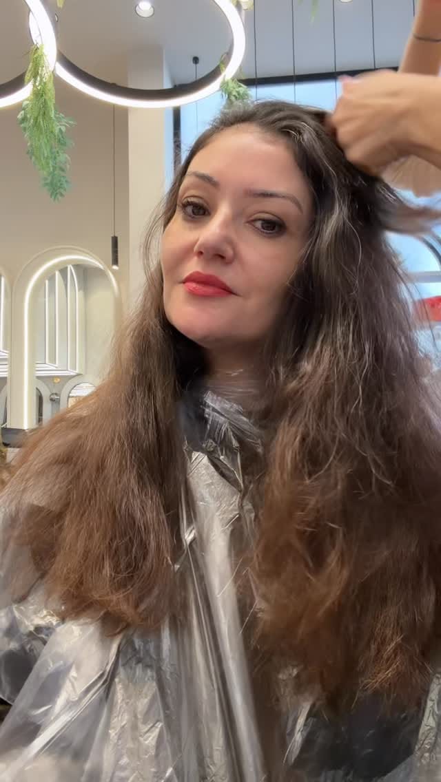 Post 4 by Suzan Delibalta on Instagram (video)
