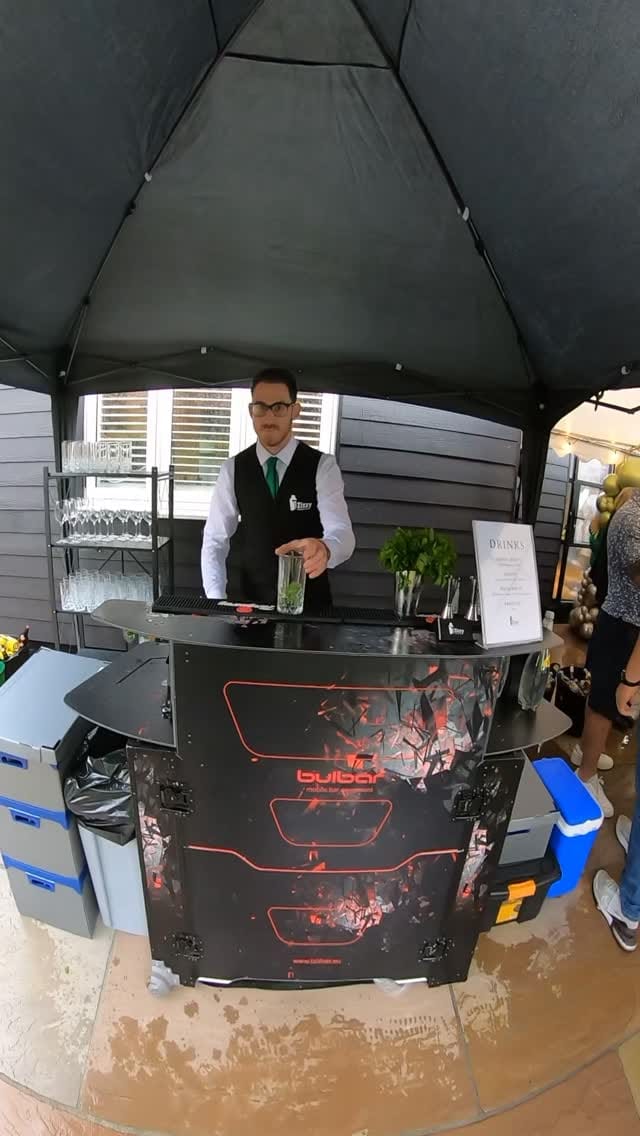 Post 3 by ᴢɪᴢᴢʏ ᴍᴏʙɪʟᴇ ʙᴀʀ on Instagram (video)