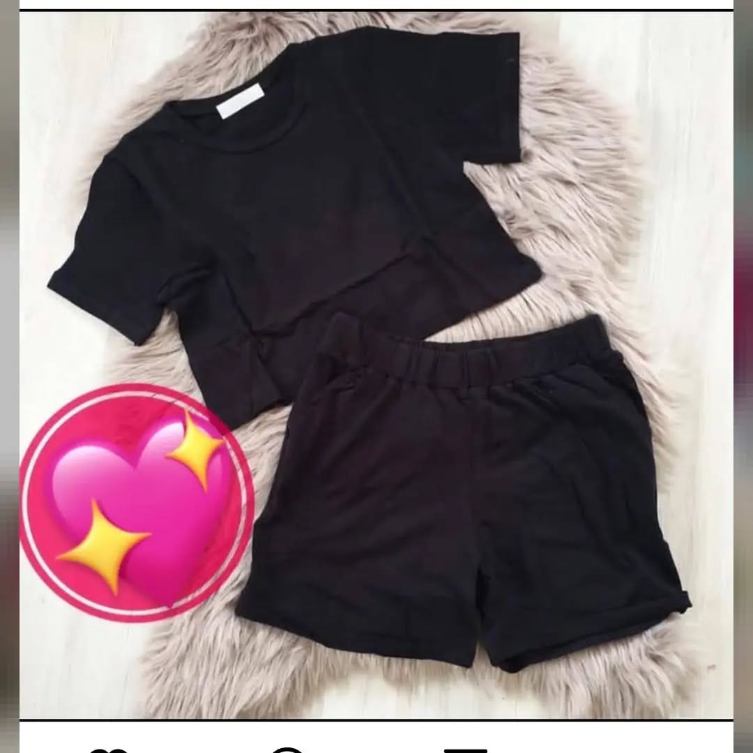 Post 7 by pijama&gecelikkıbrıs on Instagram (image)