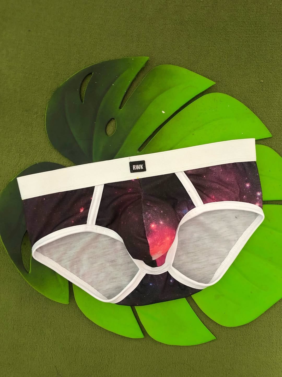 Post 8 by Underwear RafaWonk on Instagram (carousel)