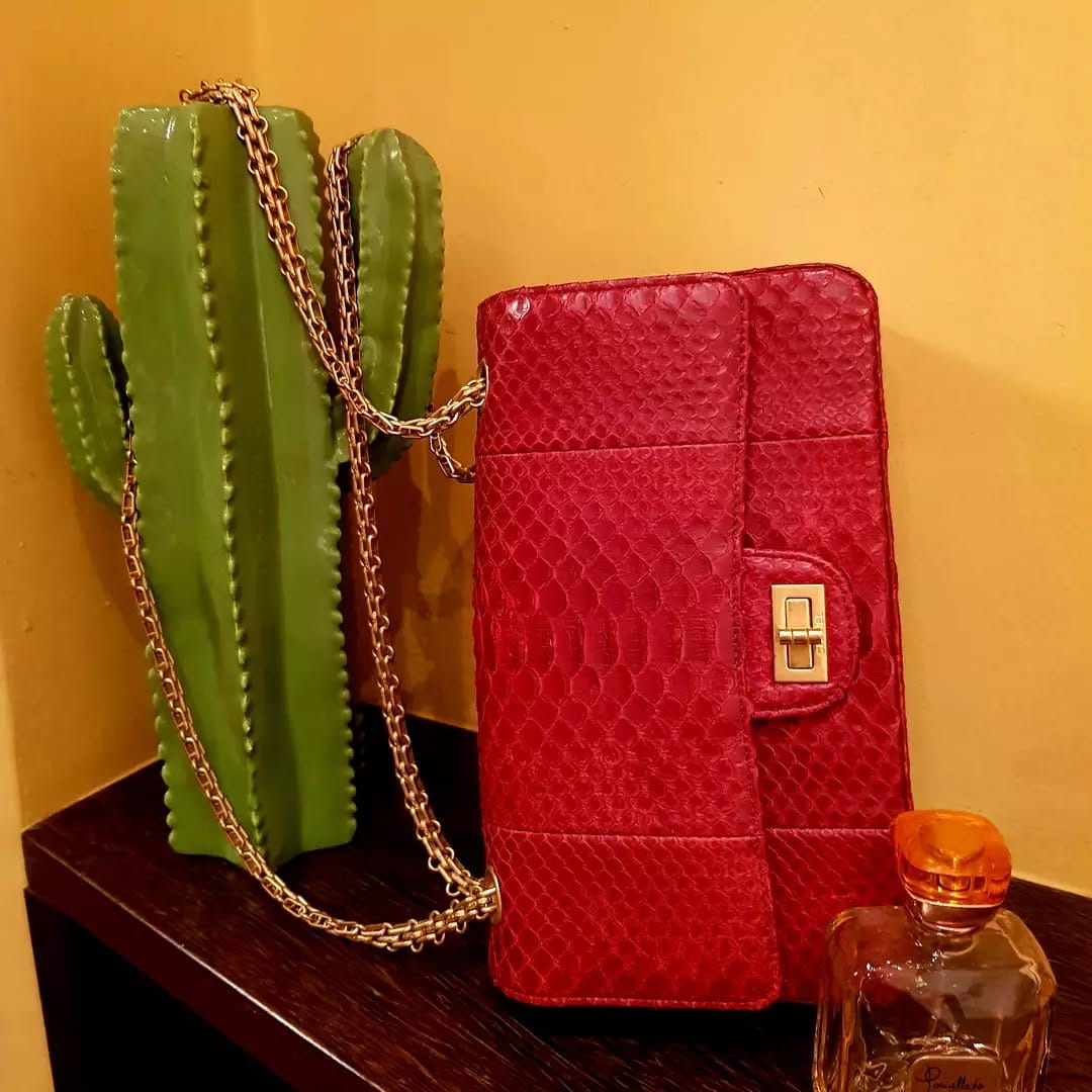 Post 7 by Secretsale Vintage on Instagram (image)