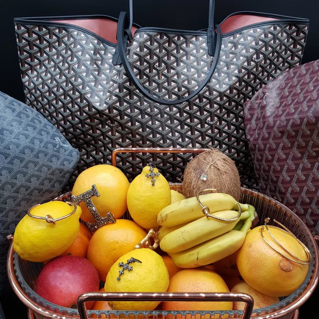 Post 3 by Secretsale Vintage on Instagram (image)