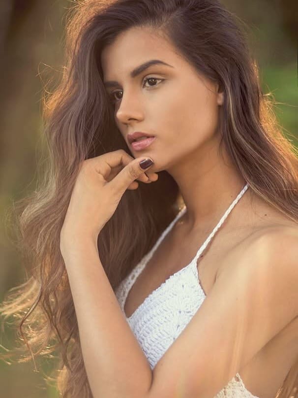 Post 3 by Thais Pereira on Instagram (carousel)