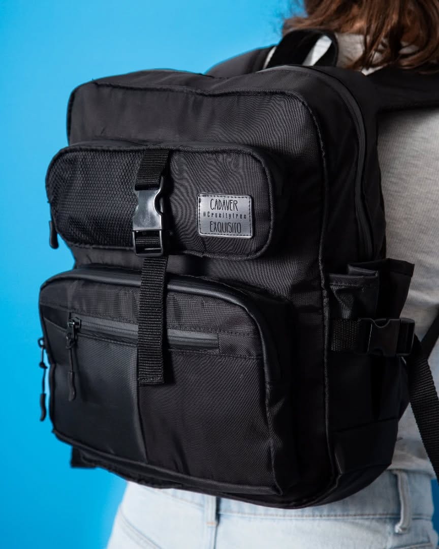 Post 1 by Mochilas y Riñoneras Cadáver Exquisito on Instagram (image)