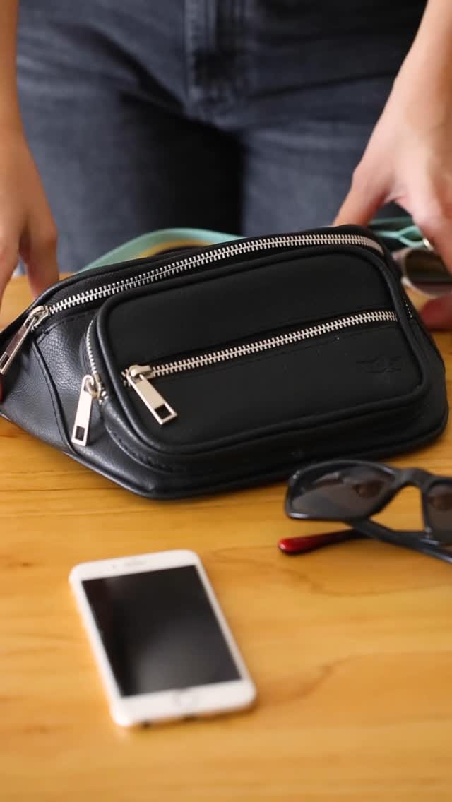 Post 2 by Mochilas y Riñoneras Cadáver Exquisito on Instagram (video)