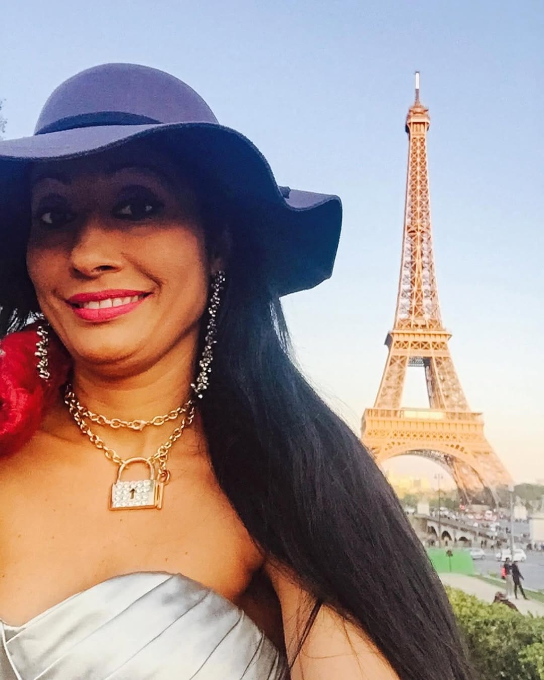 Post 1 by Patricia Santos Paris on Instagram (image)