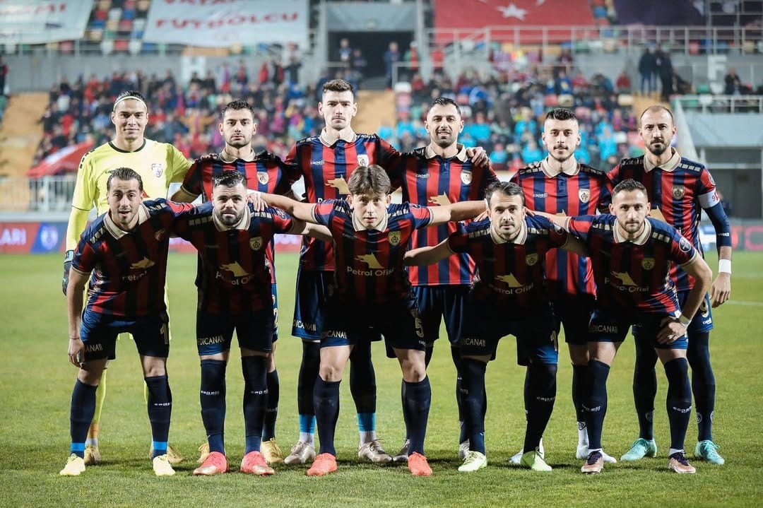Post 8 by Ali Özgün on Instagram (image)